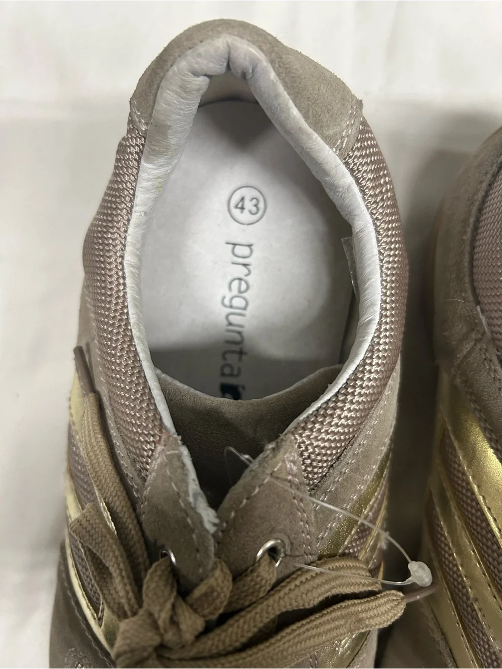 Men's Casual Suede Sneakers in Taupe with Metallic Accent